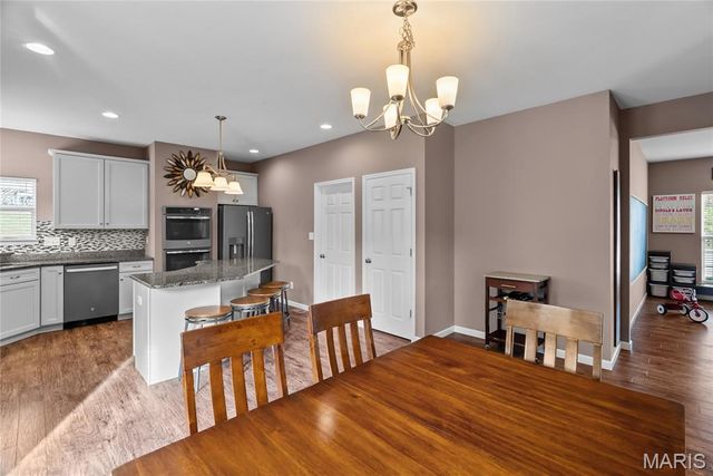 1004 Autumn Valley Court, Fenton, MO 63026