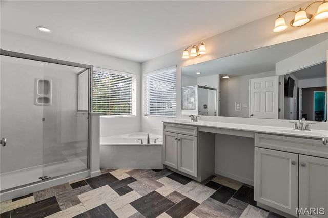 1004 Autumn Valley Court, Fenton, MO 63026