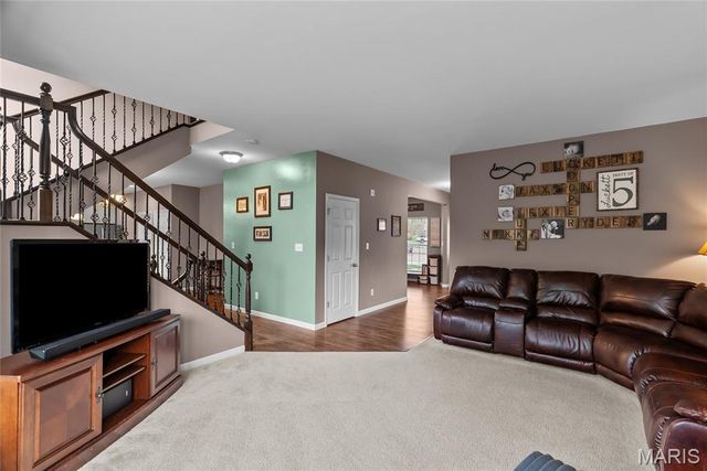 1004 Autumn Valley Court, Fenton, MO 63026