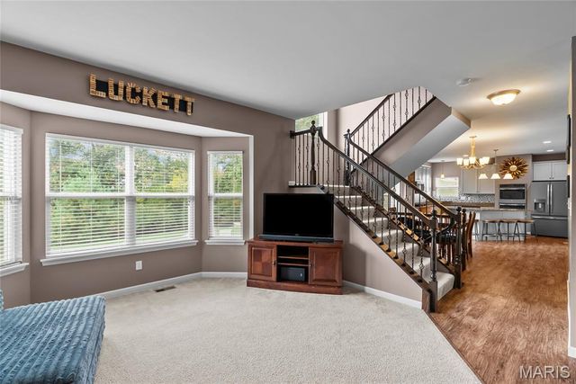 1004 Autumn Valley Court, Fenton, MO 63026