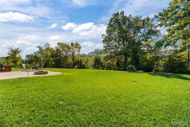 1004 Autumn Valley Court, Fenton, MO 63026