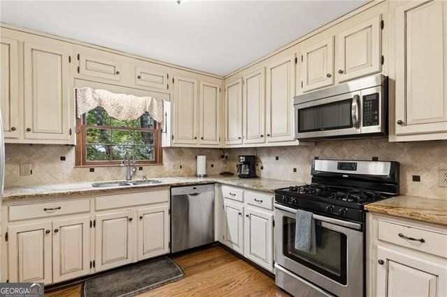 315 Chinkapin Lane, Roswell, GA 30076