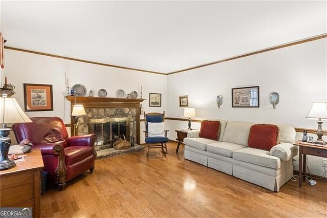 315 Chinkapin Lane, Roswell, GA 30076