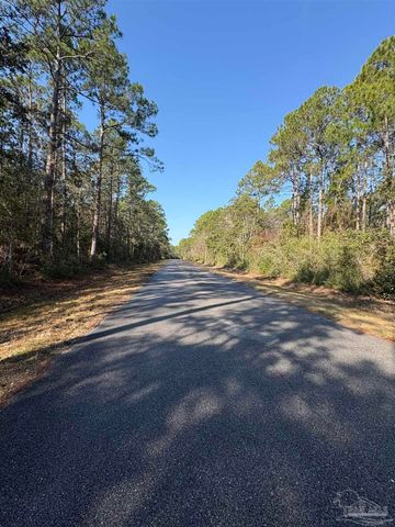 6632 Kensara Dr, Milton, FL 32583