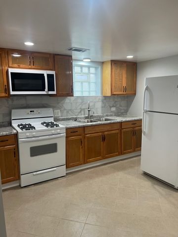 11530 S Wallace Street G, Chicago, IL 60628