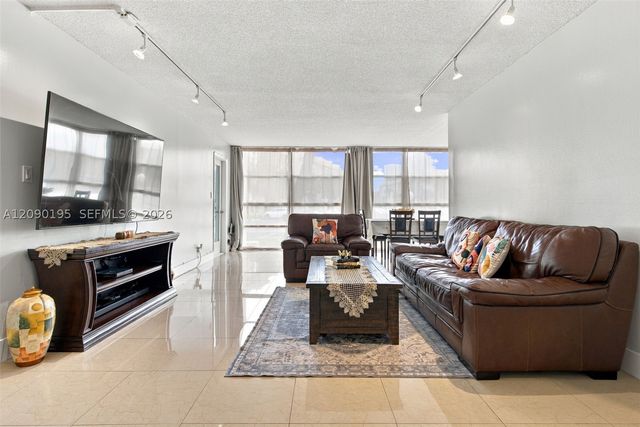 801 Three Islands Blvd 120, Hallandale Beach, FL 33009