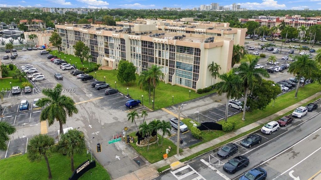 801 Three Islands Blvd 120, Hallandale Beach, FL 33009