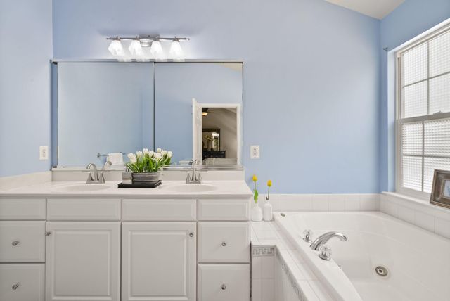 43258 SOMERSET HILLS TER, Ashburn, VA 20147