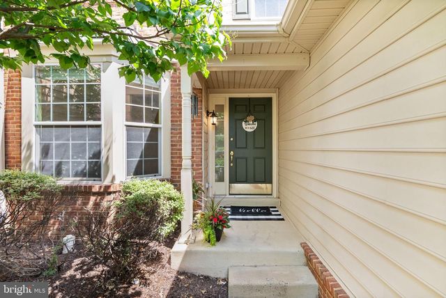 43258 SOMERSET HILLS TER, Ashburn, VA 20147