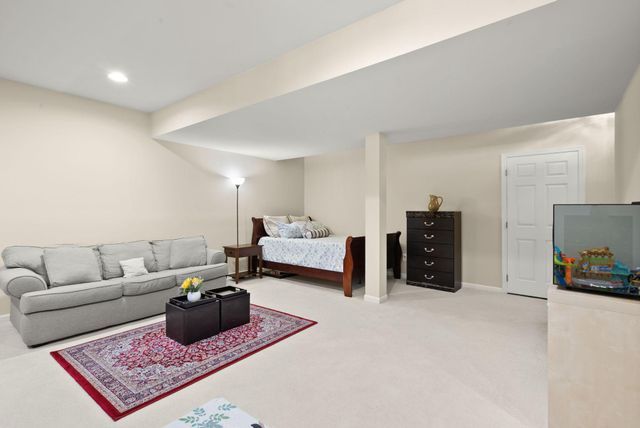 43258 SOMERSET HILLS TER, Ashburn, VA 20147