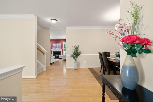 43258 SOMERSET HILLS TER, Ashburn, VA 20147