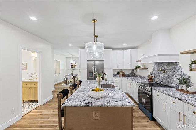 6259 Magnolia Avenue, St Louis, MO 63139