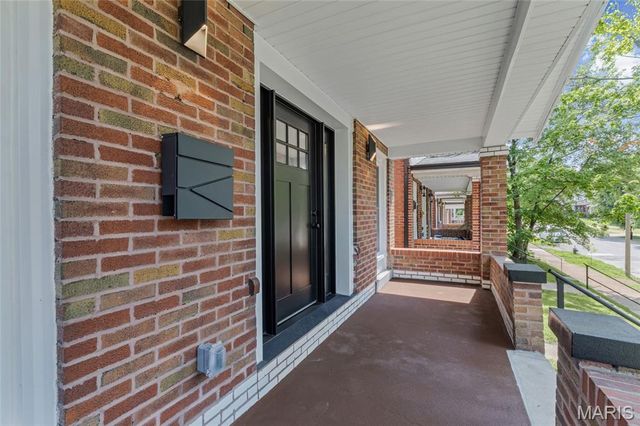 6259 Magnolia Avenue, St Louis, MO 63139