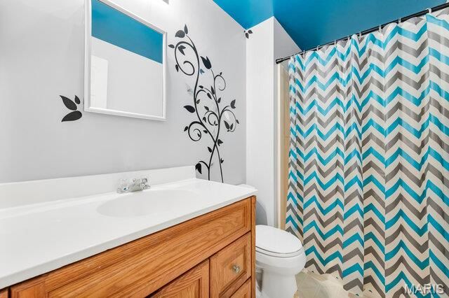 275 Zoar Church Road, Wright City, MO 63390