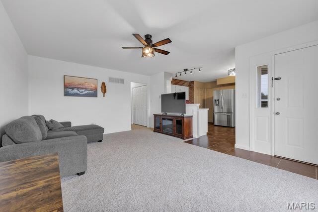275 Zoar Church Road, Wright City, MO 63390