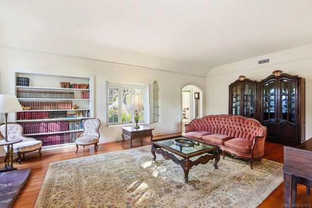 3641 8th Ave, San Diego, CA 92103