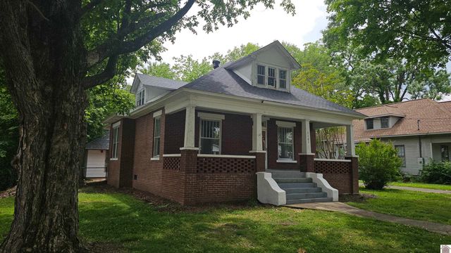 1103 Main St., Murray, KY 42071