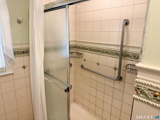 10 Cedar Street, Danbury, CT 06811