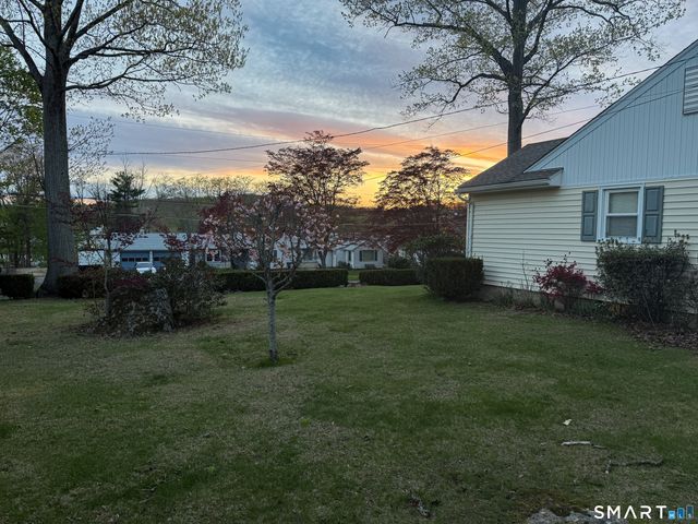 10 Cedar Street, Danbury, CT 06811