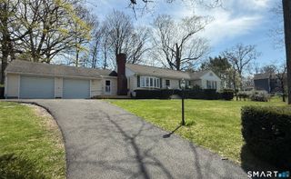 10 Cedar Street, Danbury, CT 06811