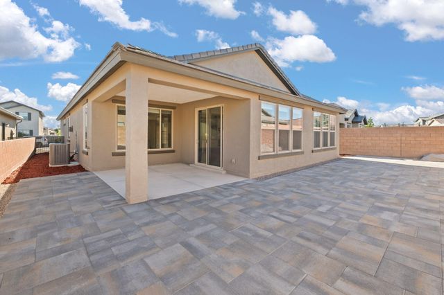 6037 Nauman Drive SE, Albuquerque, NM 87106