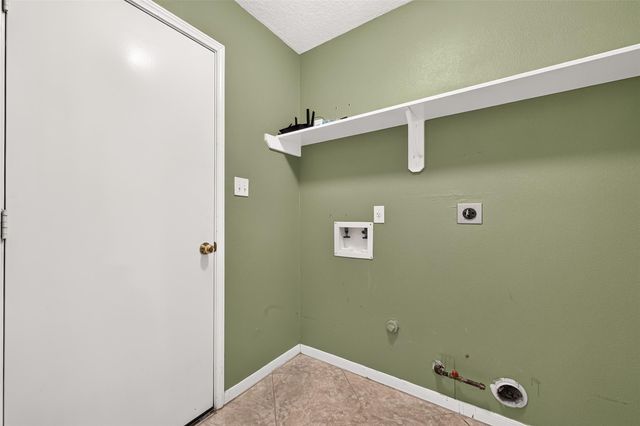 12007 Viola Court, Pinehurst, TX 77362