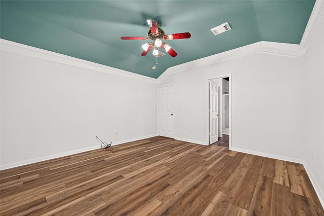 12007 Viola Court, Pinehurst, TX 77362