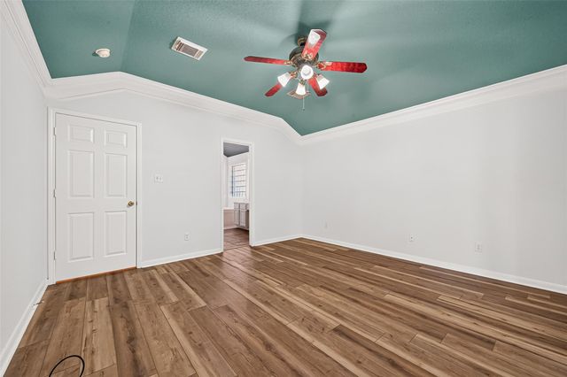 12007 Viola Court, Pinehurst, TX 77362