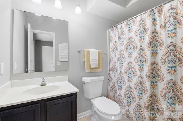 910 Sardis Cove Drive, Charlotte, NC 28270