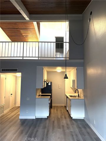 5460 White Oak No. D312, Los Angeles, CA 91316