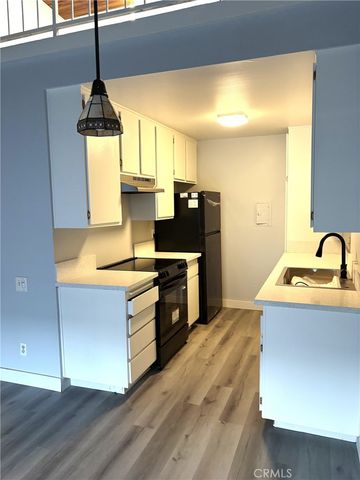 5460 White Oak No. D312, Los Angeles, CA 91316