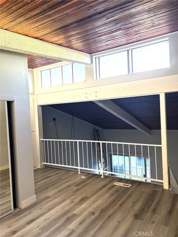 5460 White Oak No. D312, Los Angeles, CA 91316