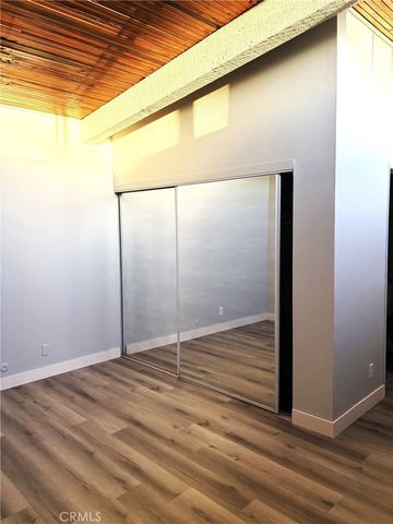 5460 White Oak No. D312, Los Angeles, CA 91316