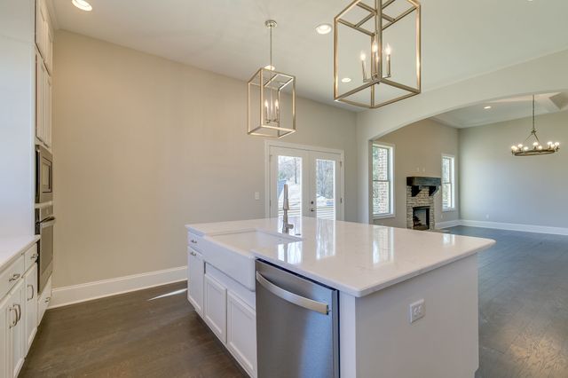126 Candice Court, Murfreesboro, TN 37128