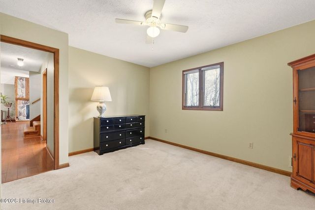 1703 Timber Trace, Louisville, KY 40214