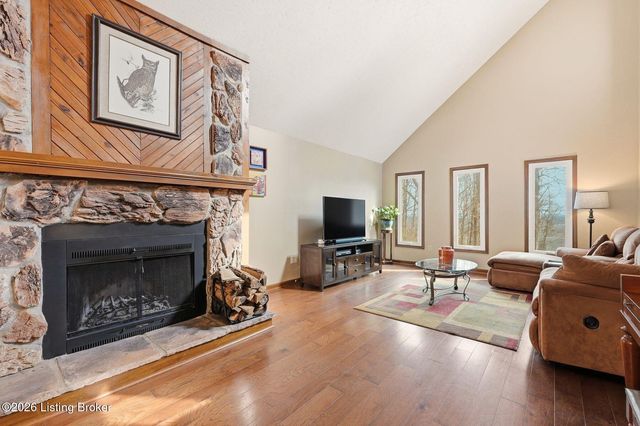 1703 Timber Trace, Louisville, KY 40214