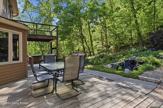 1703 Timber Trace, Louisville, KY 40214