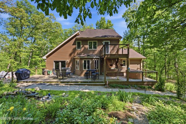 1703 Timber Trace, Louisville, KY 40214