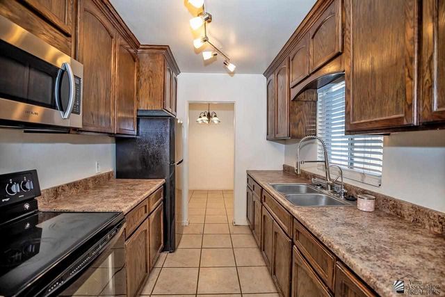 1716 S 8 Ave, Yuma, AZ 85364