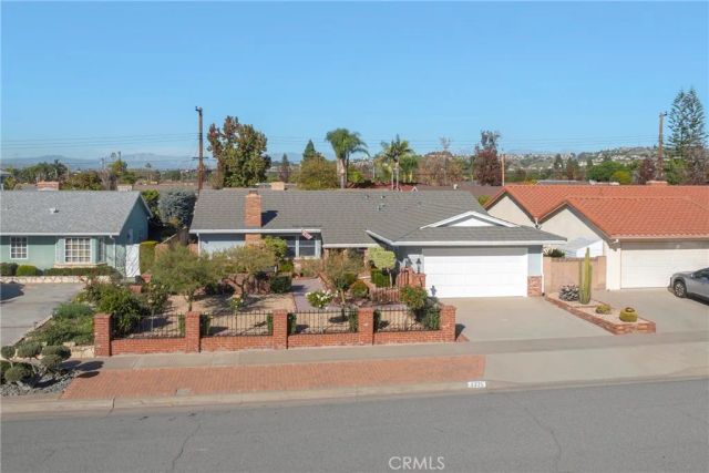 2225 E Quincy, Orange, CA 92867