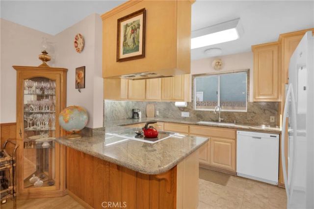 2225 E Quincy, Orange, CA 92867