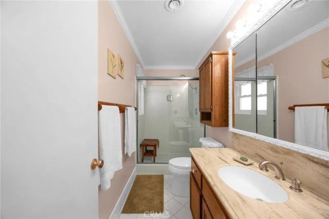 2225 E Quincy, Orange, CA 92867