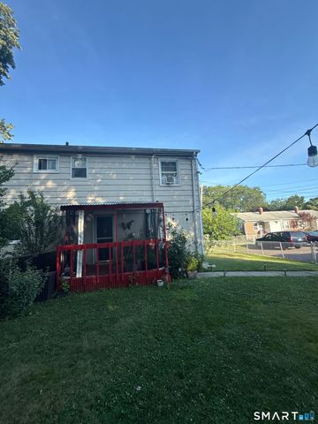 70 Fisher Court, Stratford, CT 06614