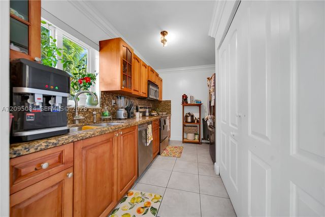 20273 NW 32nd Ave, Miami Gardens, FL 33056