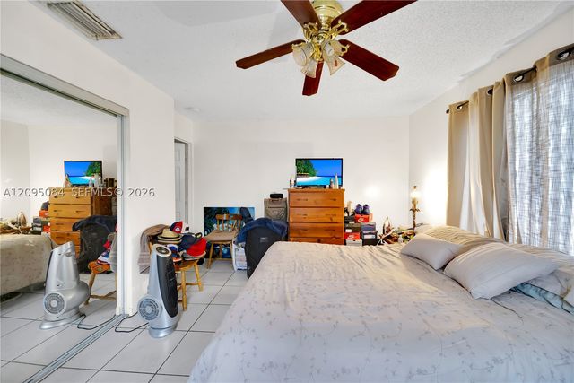 20273 NW 32nd Ave, Miami Gardens, FL 33056