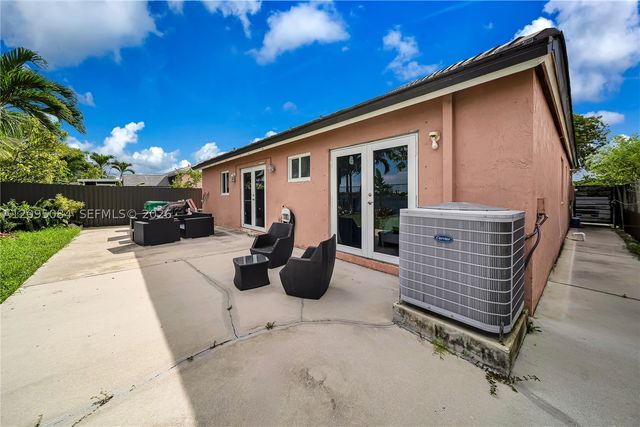 20273 NW 32nd Ave, Miami Gardens, FL 33056
