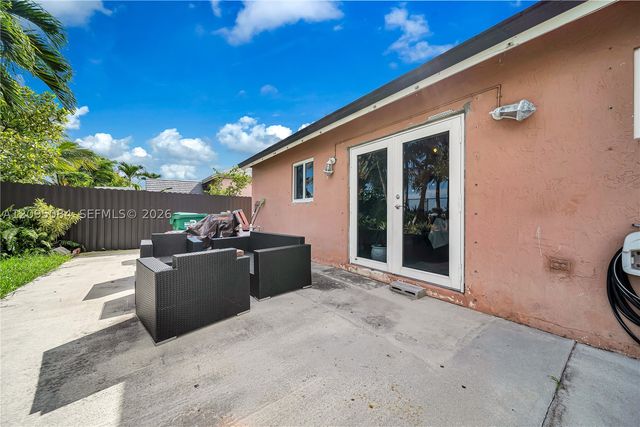 20273 NW 32nd Ave, Miami Gardens, FL 33056