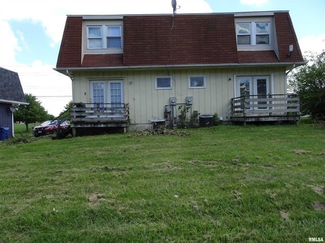 5510 N DIVISION Street, Davenport, IA 52806