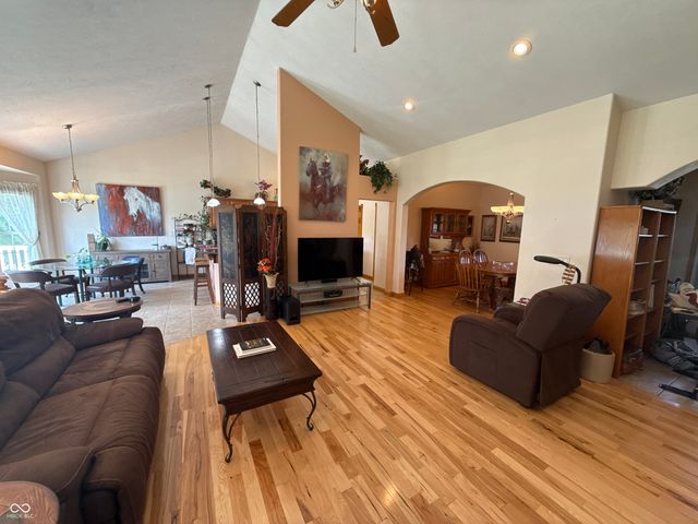 6483 N Private Road 310 W, Brazil, IN 47834