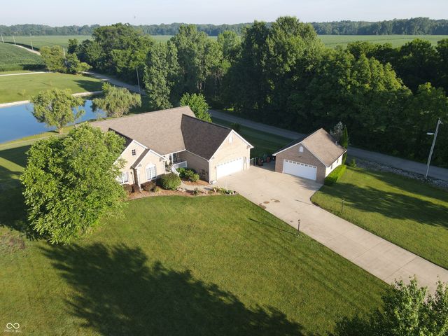 6483 N Private Road 310 W, Brazil, IN 47834